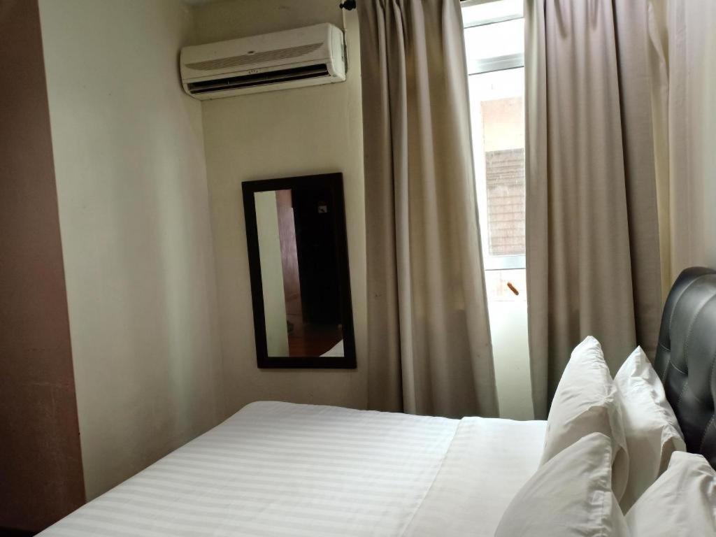 Hotel Seri Pauh George Town Eksteriør billede